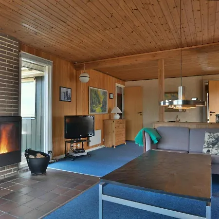 Clxxvii Semesterbostad